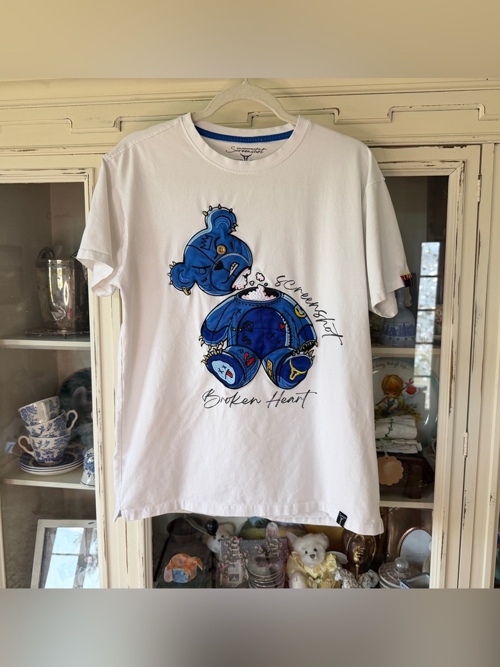 Screenshot Broken Heart Graphic Tee in White with Blue Print